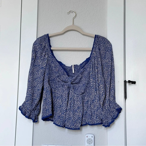Free People Brittnee Print Smocked Back Peplum Top Size L - Picture 7 of 13